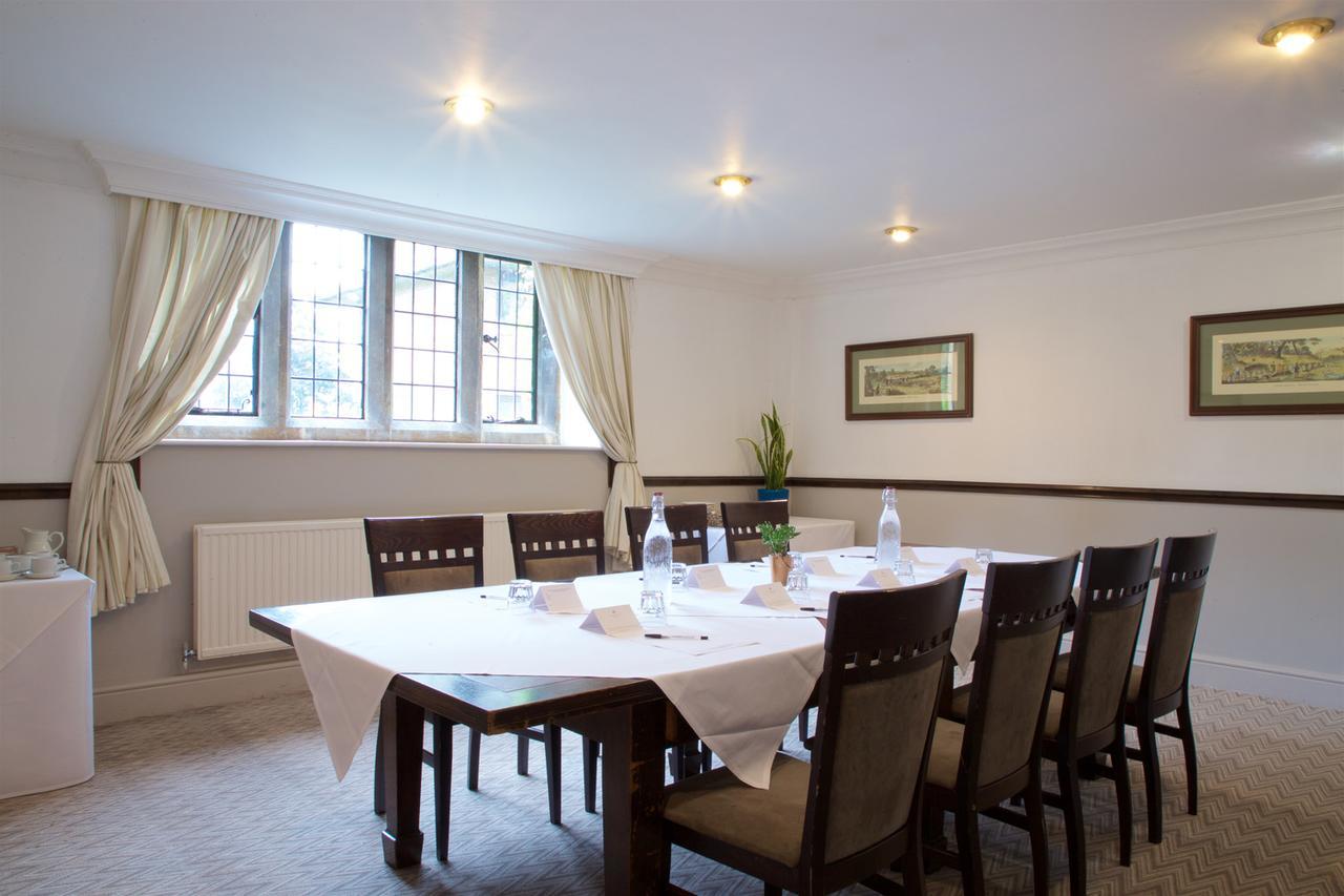 Hotel Stonehouse Court - A Bespoke 3*