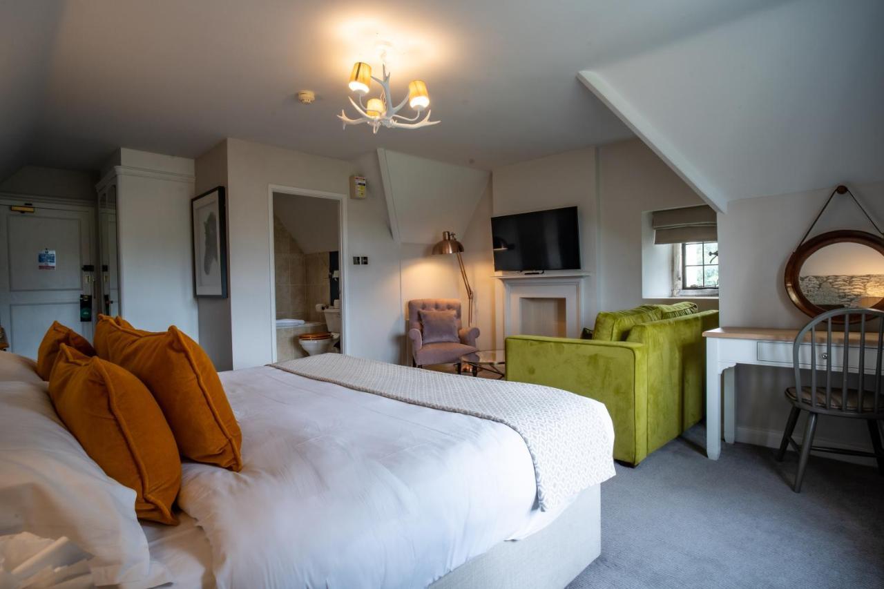 Stonehouse Court - A Bespoke 3*