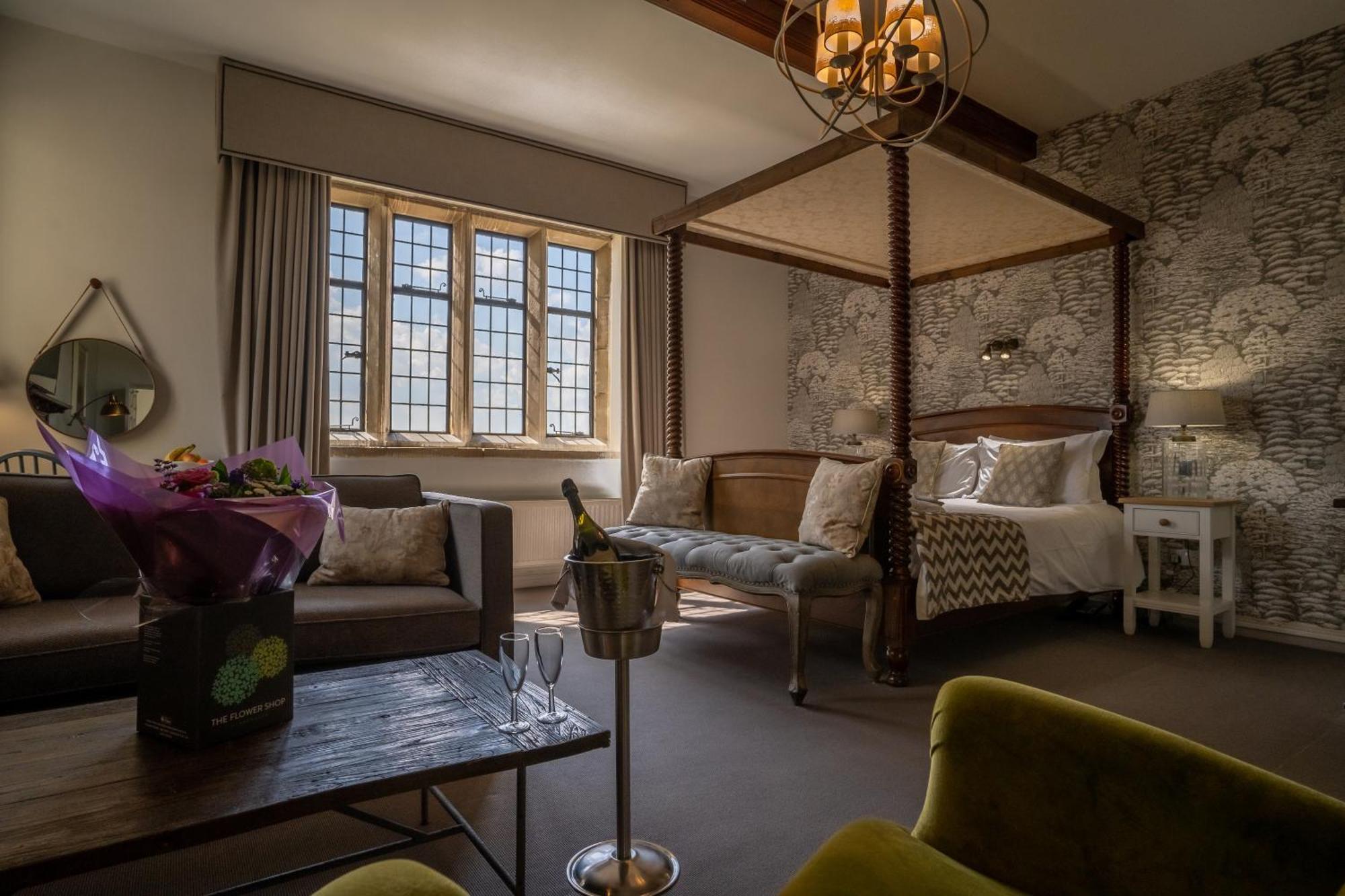 Stonehouse Court - A Bespoke 3*